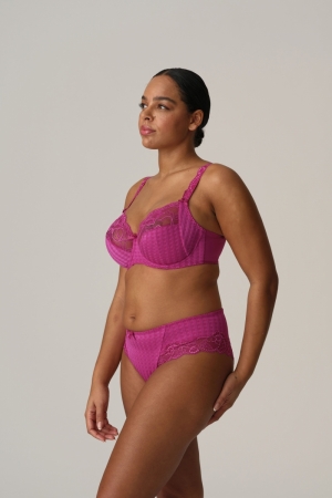 0162120 fuchsia fiesta