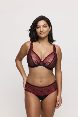 0163474 Black Rose