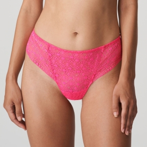 Epirus string blogger pink