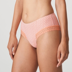 Nikia pink diamond 