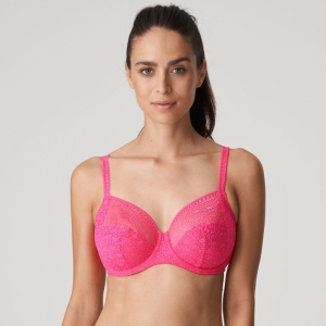 Epirus blogger pink