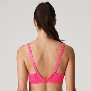 Epirus blogger pink