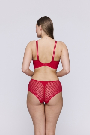 East end  TRR True Red