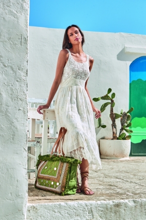 IC21-038 OFF-white