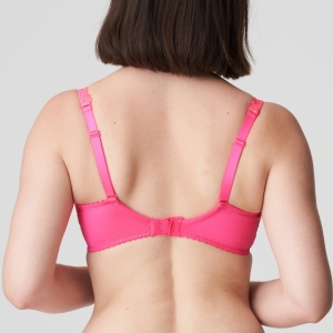 0163220 blogger pink