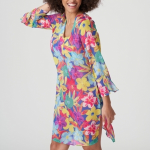 4010784 blue bloom