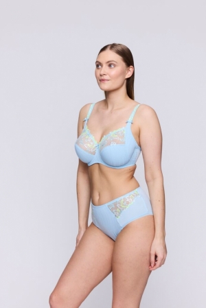 0561816 Milky Blue