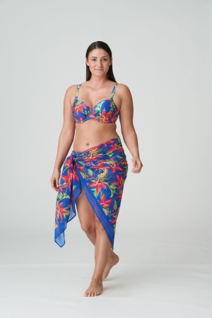 4011182 tropical rainfo