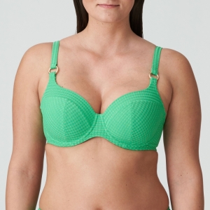 4012014 lush green