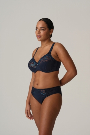 0561815 VEL Velvet Blue