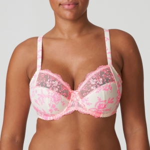 0163520 Vibrant blossom