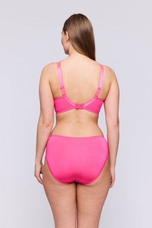 0563541 Blogger pink